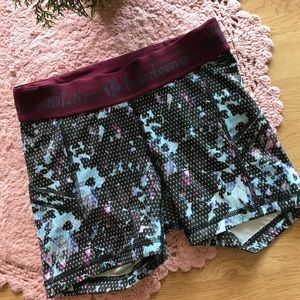 Lululemon yoga/running shorts size 4
